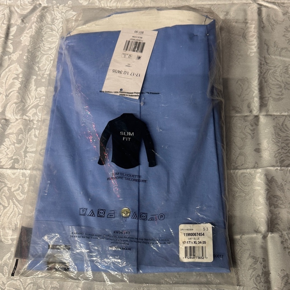 Madison Men's Sky Blue Dress Shirt - Picture 4 of 5